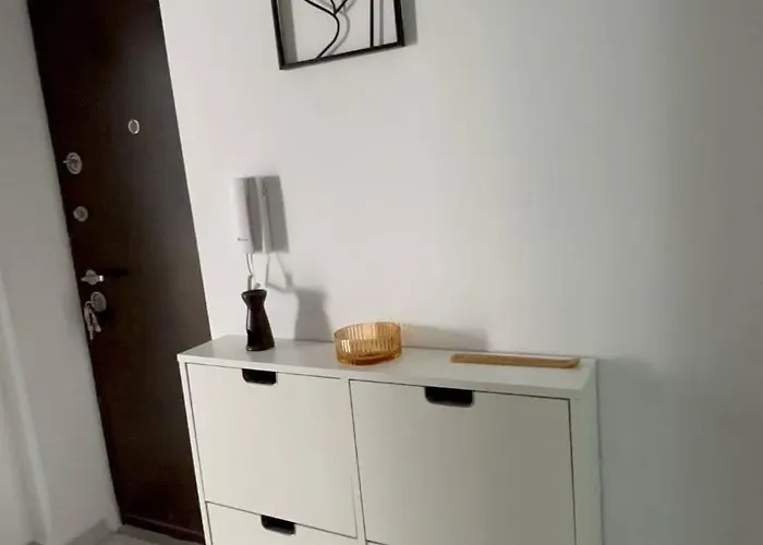 Bright One Bedroom Bükreş
